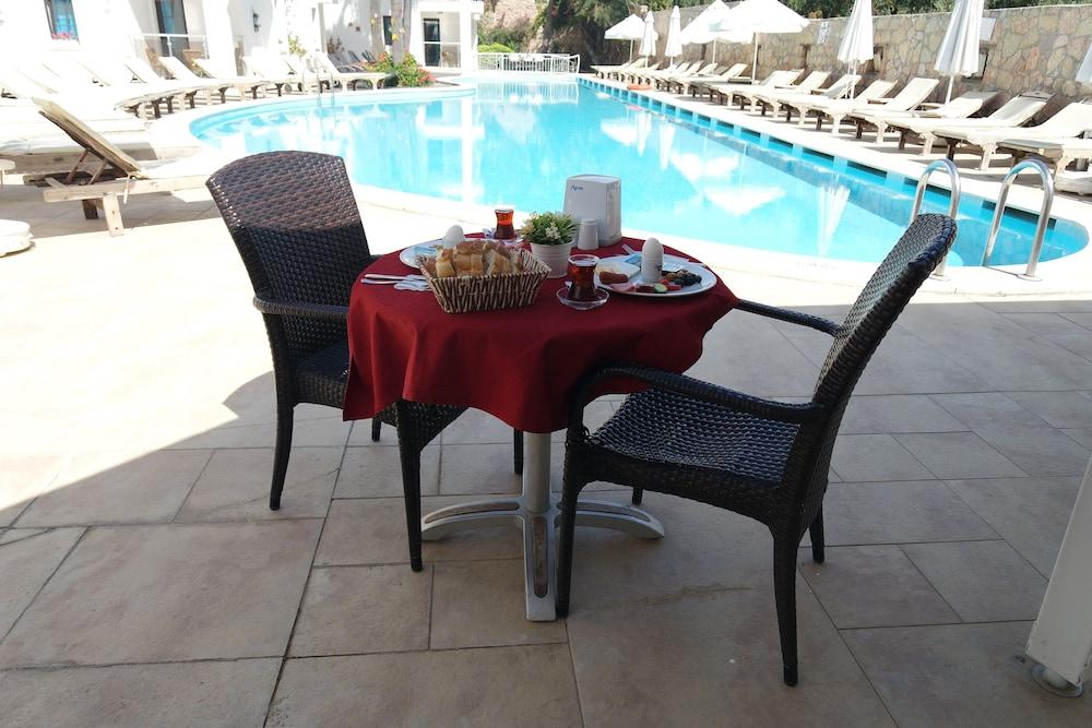 Queen Residence By Important Group Travel Bodrum Eksteriør billede